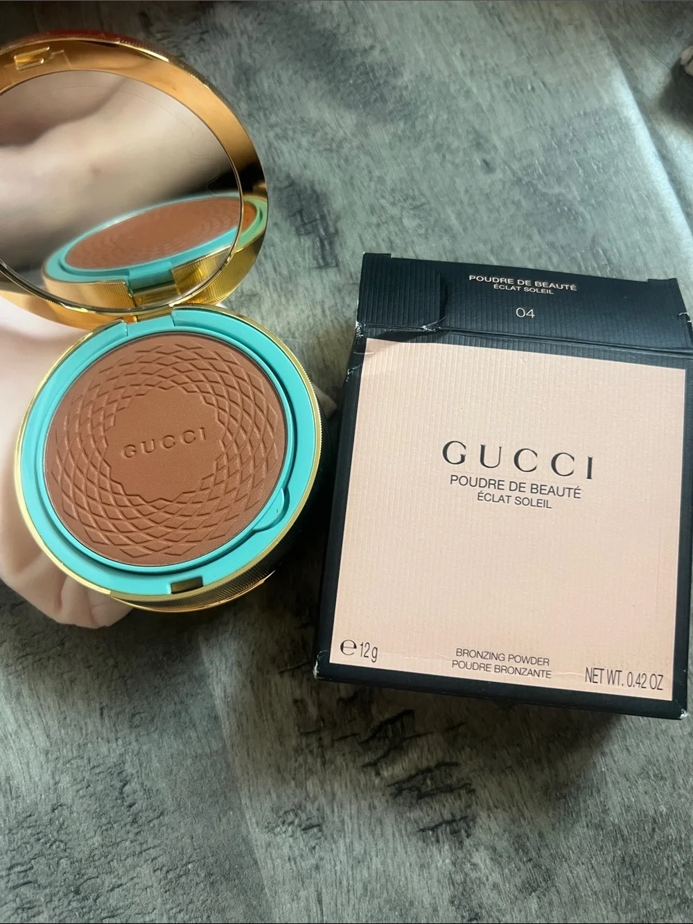 Gucci Bronzing Powder Poudre de Beauté Éclat Soleil - Peach Beige